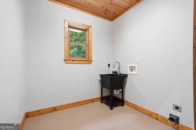 673 Harold Pritchett Road, Ellijay, GA 30540