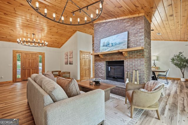 673 Harold Pritchett Road, Ellijay, GA 30540