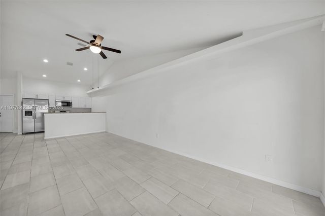 614 SW 3rd CT 614, Cape Coral, FL 33991