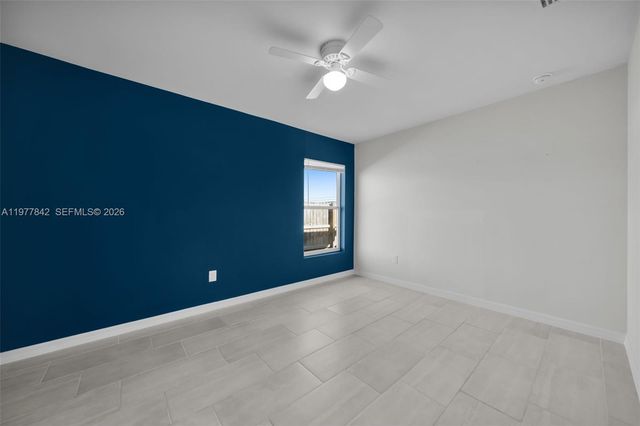 614 SW 3rd CT 614, Cape Coral, FL 33991