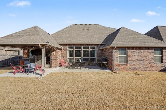 824 N 88th Street, Broken Arrow, OK 74014