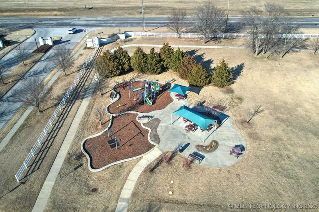 824 N 88th Street, Broken Arrow, OK 74014