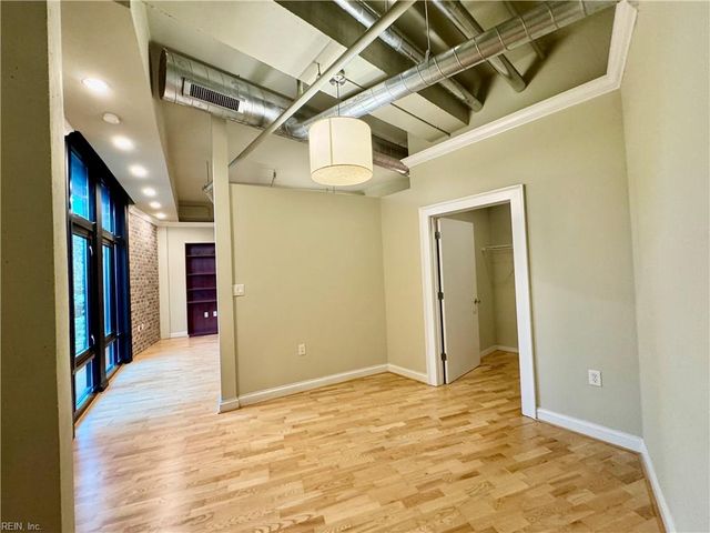 415 Saint Pauls Blvd Unit 406, Norfolk, VA 23510