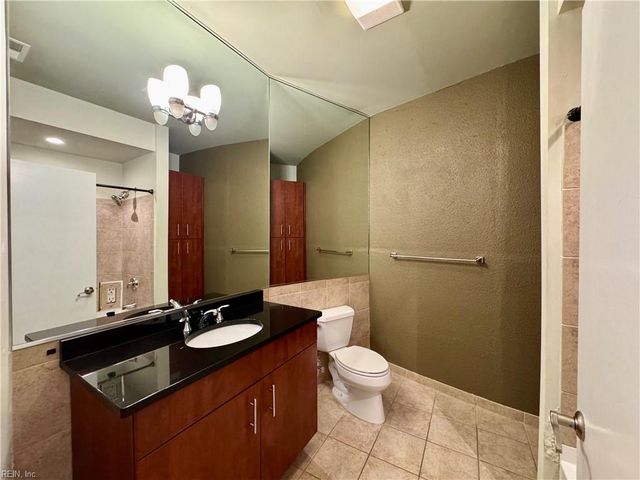 415 Saint Pauls Blvd Unit 406, Norfolk, VA 23510