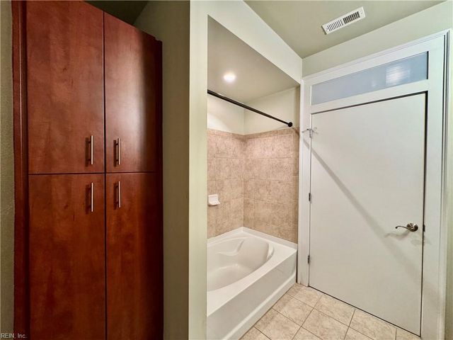 415 Saint Pauls Blvd Unit 406, Norfolk, VA 23510