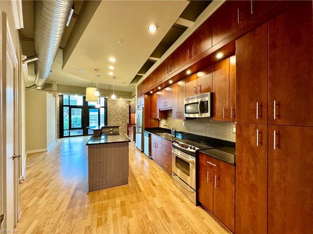 415 Saint Pauls Blvd Unit 406, Norfolk, VA 23510