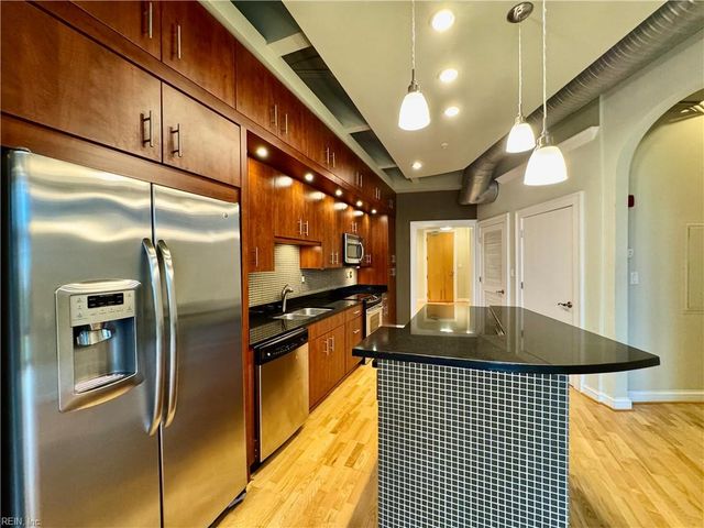 415 Saint Pauls Blvd Unit 406, Norfolk, VA 23510