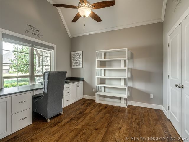 120 E 128th Place S, Jenks, OK 74037