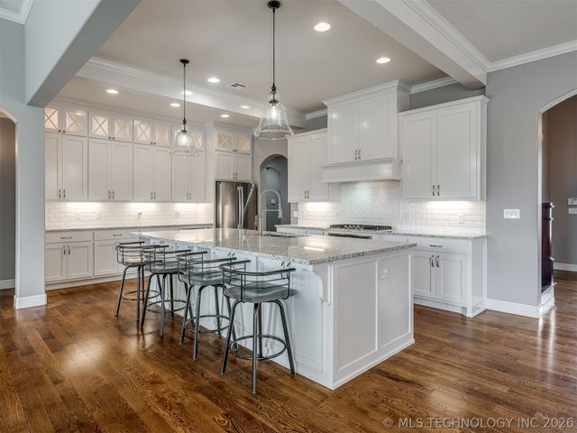 120 E 128th Place S, Jenks, OK 74037