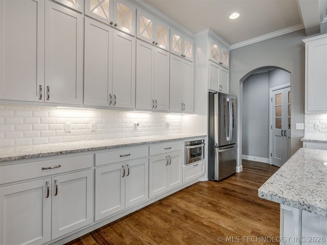 120 E 128th Place S, Jenks, OK 74037