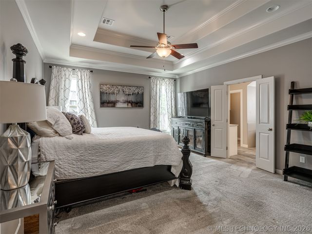 120 E 128th Place S, Jenks, OK 74037