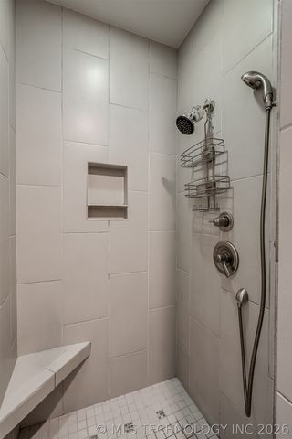 120 E 128th Place S, Jenks, OK 74037