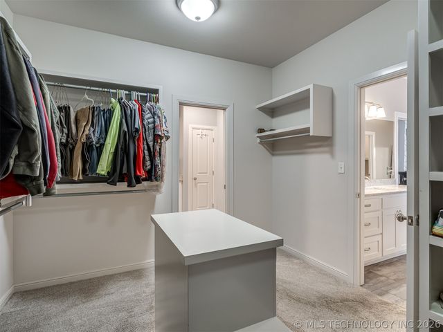 120 E 128th Place S, Jenks, OK 74037