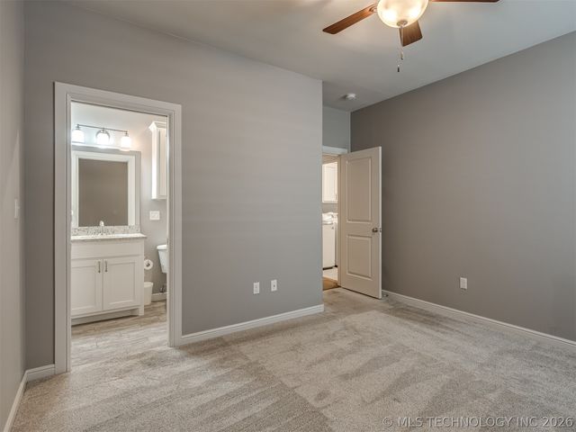 120 E 128th Place S, Jenks, OK 74037