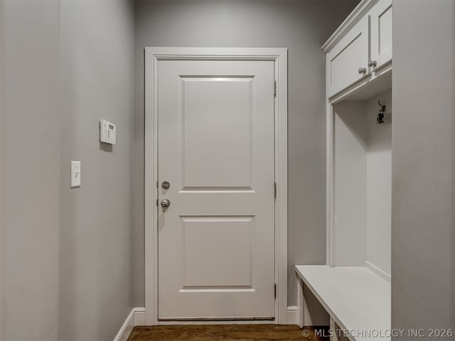 120 E 128th Place S, Jenks, OK 74037