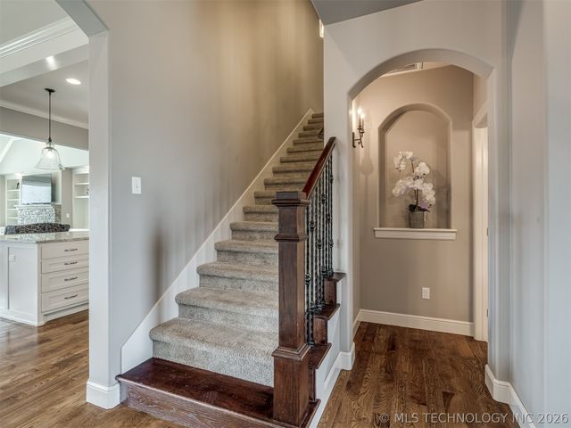 120 E 128th Place S, Jenks, OK 74037