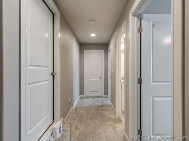 120 E 128th Place S, Jenks, OK 74037