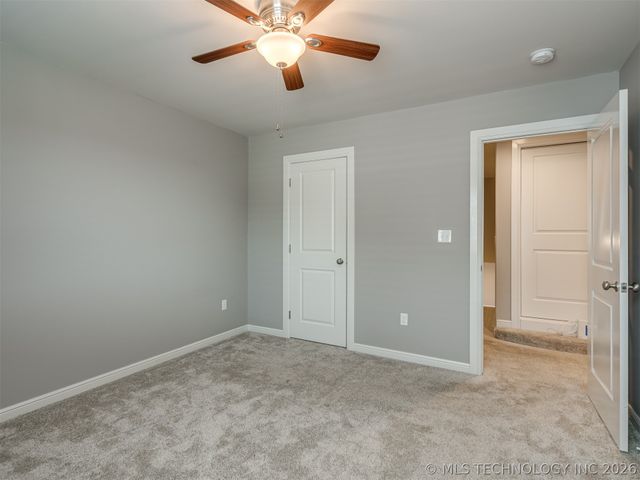 120 E 128th Place S, Jenks, OK 74037