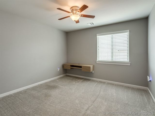 120 E 128th Place S, Jenks, OK 74037