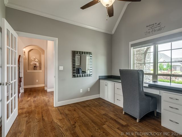 120 E 128th Place S, Jenks, OK 74037