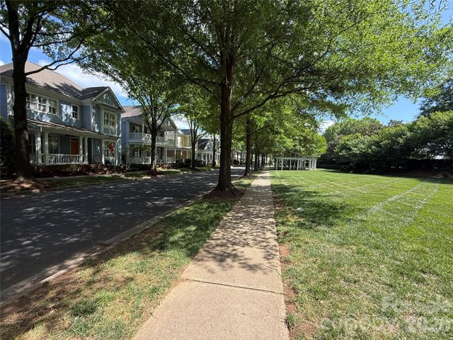 12726 Bullock Greenway Boulevard, Charlotte, NC 28277