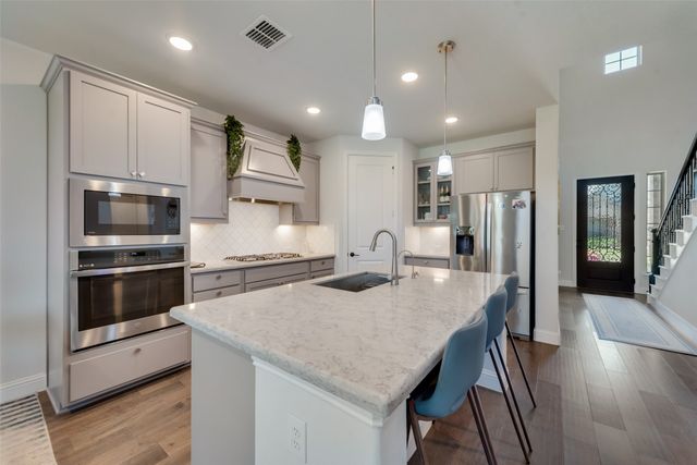 2823 Silver Leaf Drive, Northlake, TX 76226