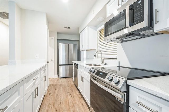 1811 QUEEN PALM DRIVE, Edgewater, FL 32132