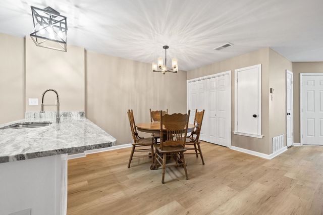 6630 MORNINGSGATE CV, Bartlett, TN 38135