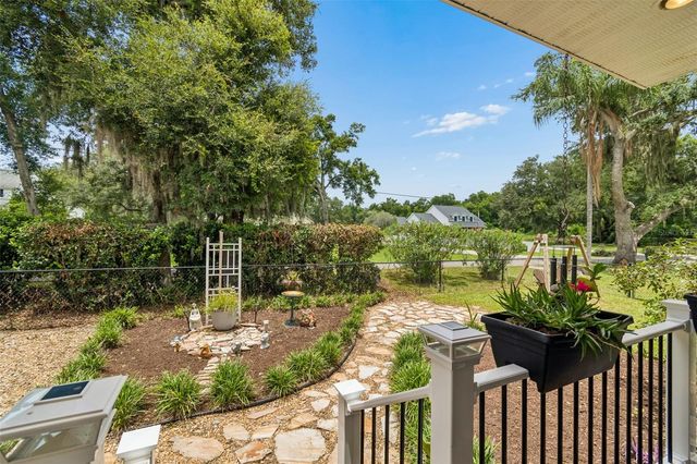 1514 BOOTH DRIVE, Valrico, FL 33594