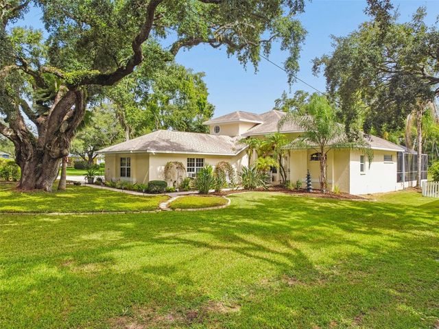 1514 BOOTH DRIVE, Valrico, FL 33594