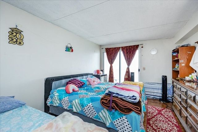 200 Cove Way 909, Quincy, MA 02169