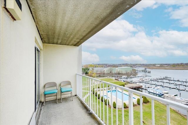 200 Cove Way 909, Quincy, MA 02169