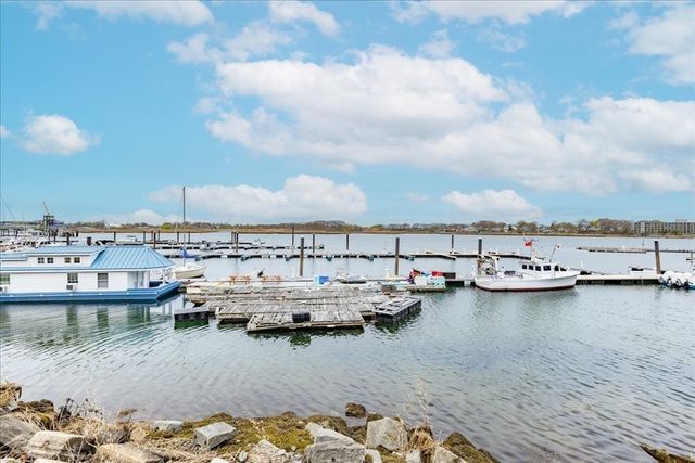 200 Cove Way 909, Quincy, MA 02169