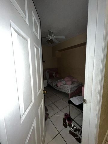 4730 NE 2nd Avenue NE, Deerfield Beach, FL 33064
