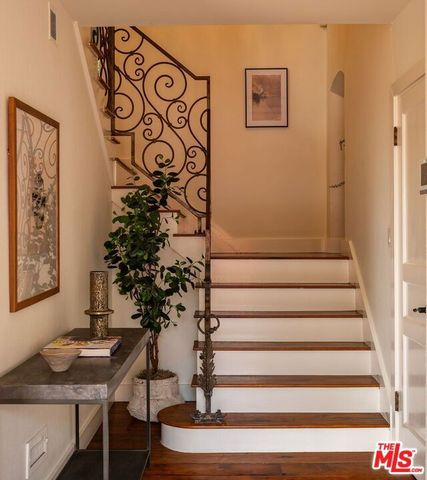 1531 Marmont Avenue, West Hollywood, CA 90069