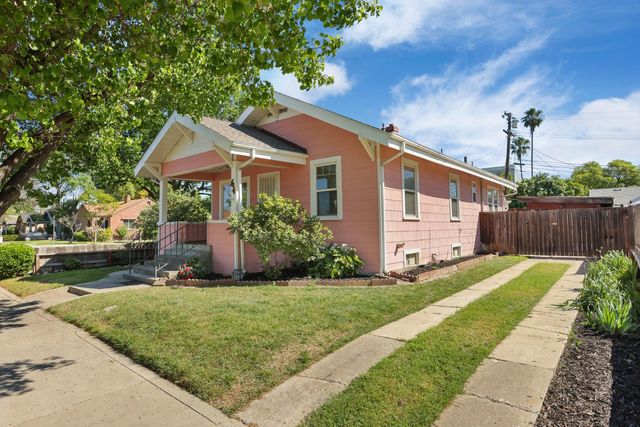 64 E Noble St, Stockton, CA 95204