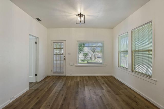 64 E Noble St, Stockton, CA 95204