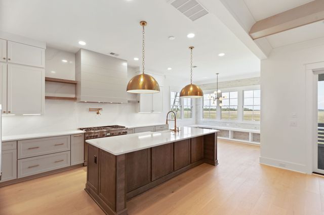 5205 Fairhaven Ct, Thompsons Station, TN 37179