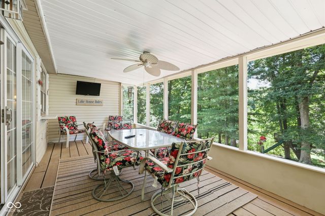 627 W Hemphill Drive, Nineveh, IN 46164
