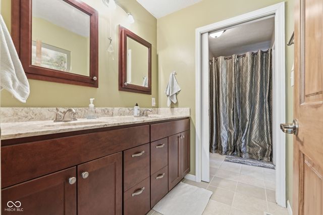627 W Hemphill Drive, Nineveh, IN 46164