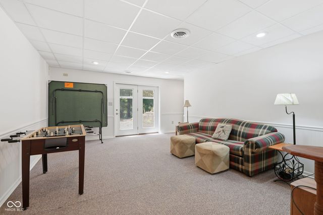 627 W Hemphill Drive, Nineveh, IN 46164