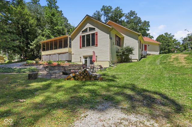 627 W Hemphill Drive, Nineveh, IN 46164