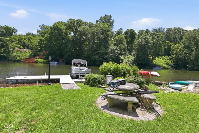 627 W Hemphill Drive, Nineveh, IN 46164