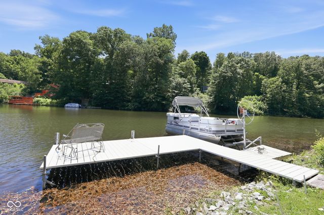 627 W Hemphill Drive, Nineveh, IN 46164
