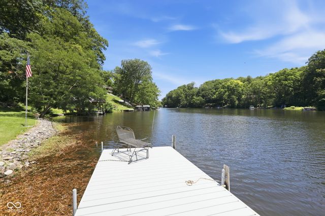 627 W Hemphill Drive, Nineveh, IN 46164