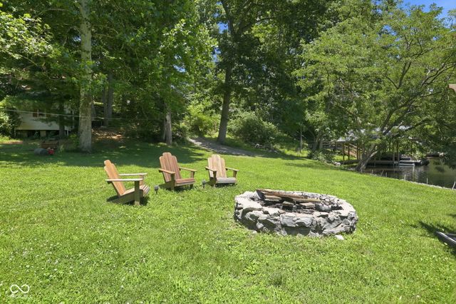 627 W Hemphill Drive, Nineveh, IN 46164
