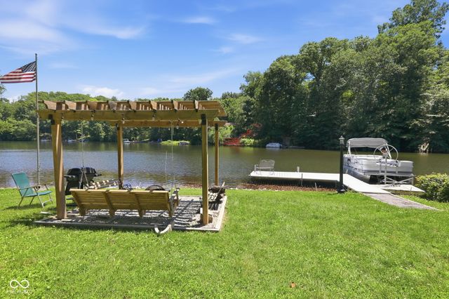 627 W Hemphill Drive, Nineveh, IN 46164