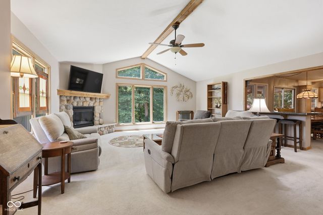 627 W Hemphill Drive, Nineveh, IN 46164