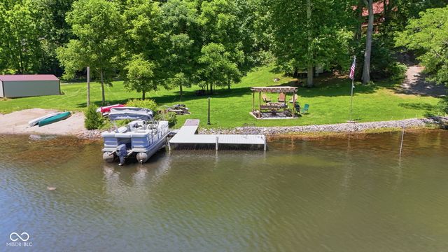 627 W Hemphill Drive, Nineveh, IN 46164