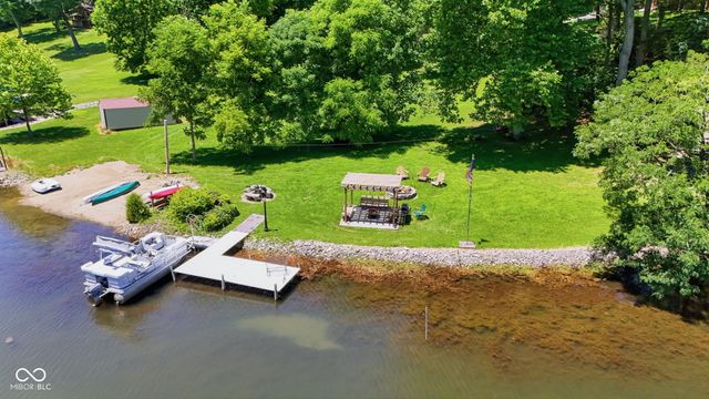 627 W Hemphill Drive, Nineveh, IN 46164